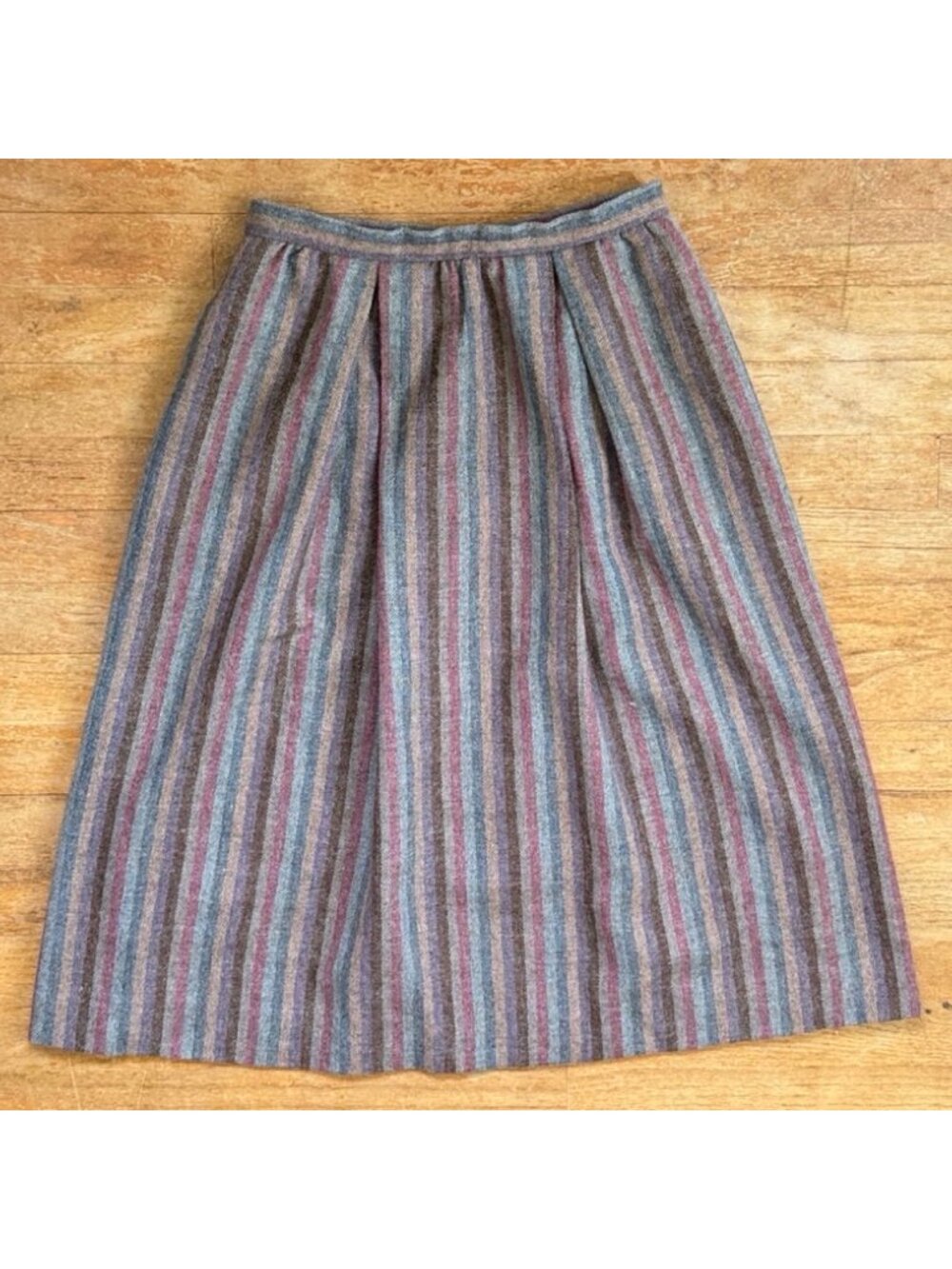 Vintage Colorful Striped Wool Skirt Size Small 26" Waist 1960s Pleated Pockets A